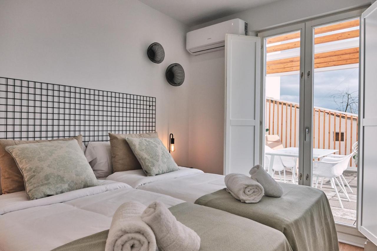 Aldara Suites ซานติอาโก เด กอมโปสเตลา ภายนอก รูปภาพ